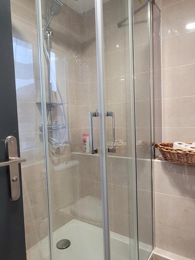 Coquet Appartement A 15Mn De Paris Et 10 Mn De Stade De France, Wifi, Netflix, Groslay Eksteriør bilde