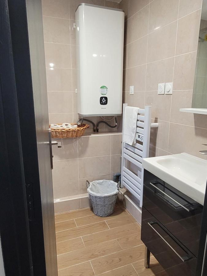 Coquet Appartement A 15Mn De Paris Et 10 Mn De Stade De France, Wifi, Netflix, Groslay Eksteriør bilde